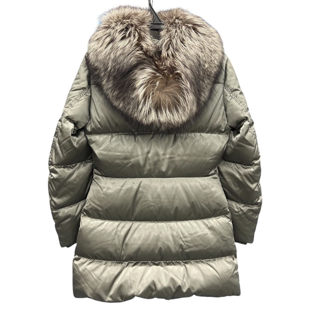 PRADA 希少 極美品 プラダ トライアングルロゴ フォックスファー