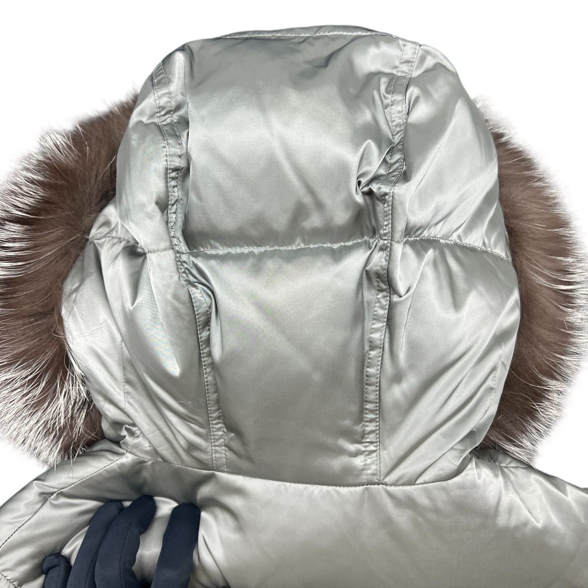 PRADA 希少 極美品 プラダ トライアングルロゴ フォックスファー