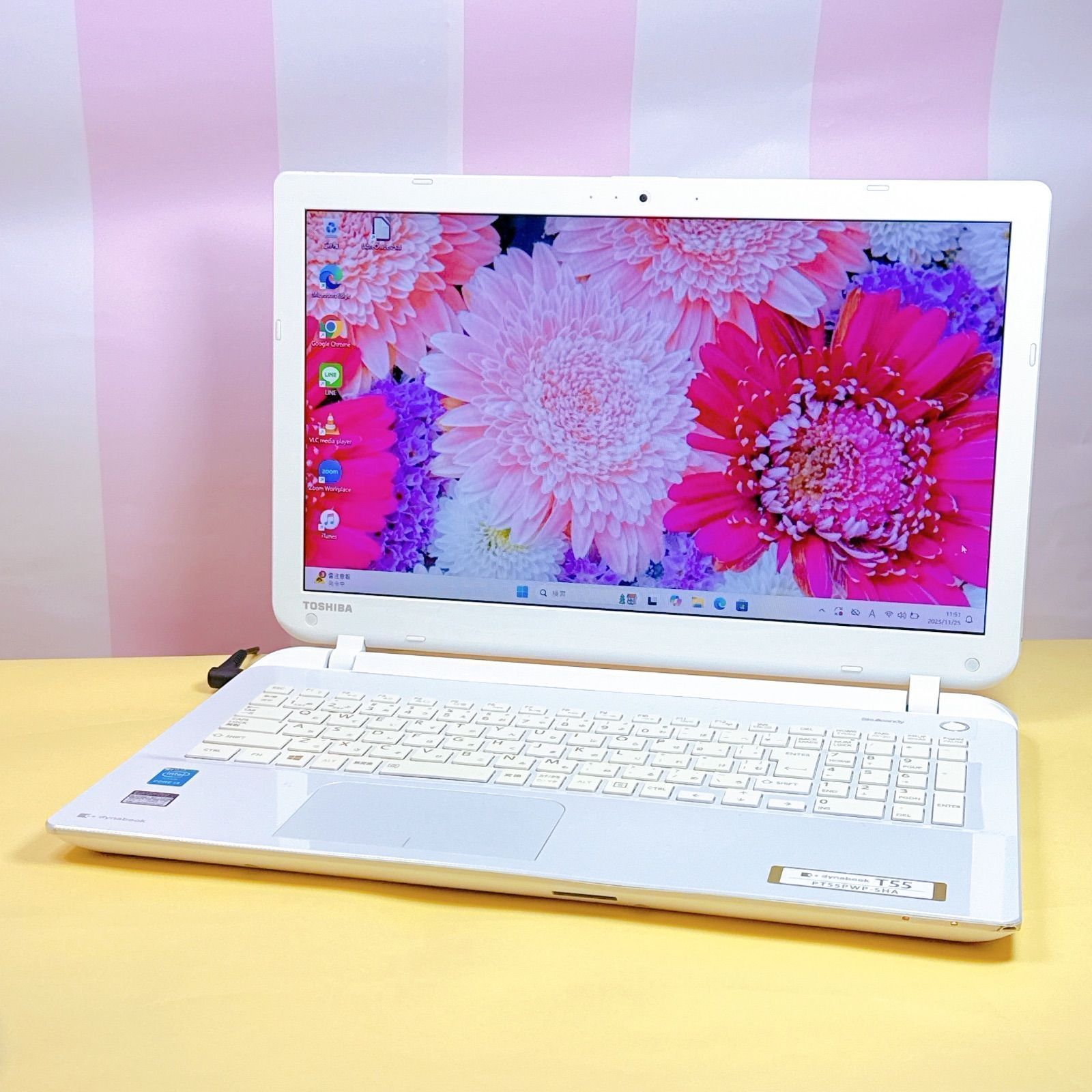 ☺️windows11搭載✨爆速SSD256 メモリ8GB 高性能ノートパソコン