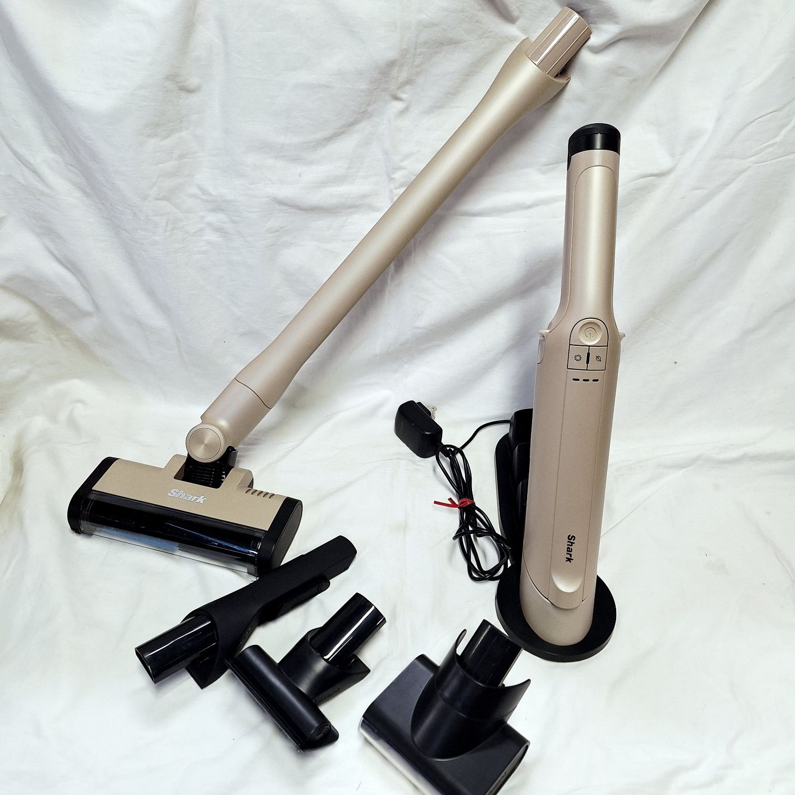 中古☆Shark EVOPOWER DX 充電式ハンディクリーナー スティック