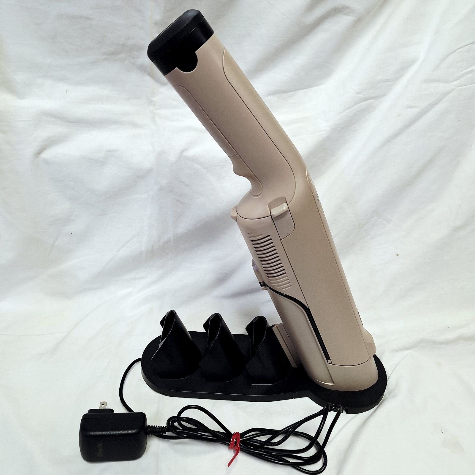 中古☆Shark EVOPOWER DX 充電式ハンディクリーナー スティック