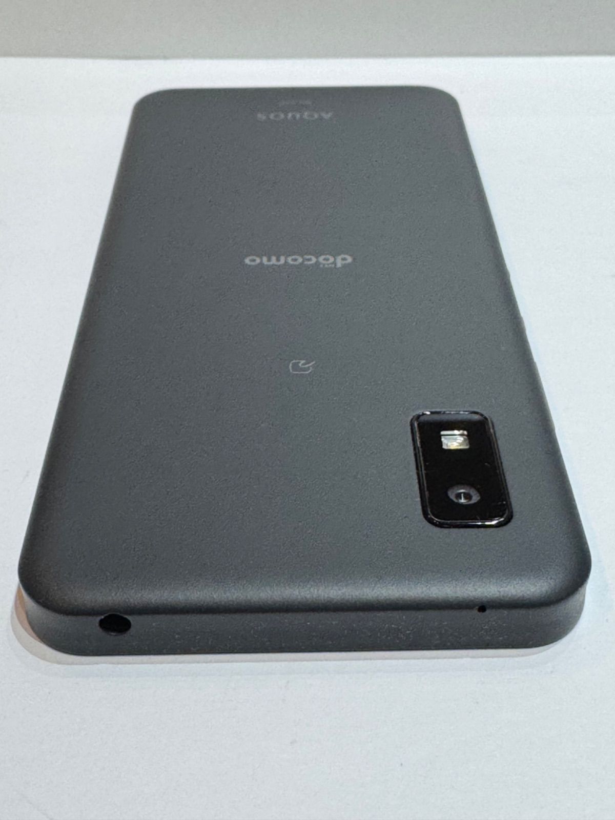 ★美品★アクオス AQUOS WISH2 SH-51C SIMフリー チャコール AQUOS wish 「新品 未使用品 白ロム] Simフリー wish2 SH-51C