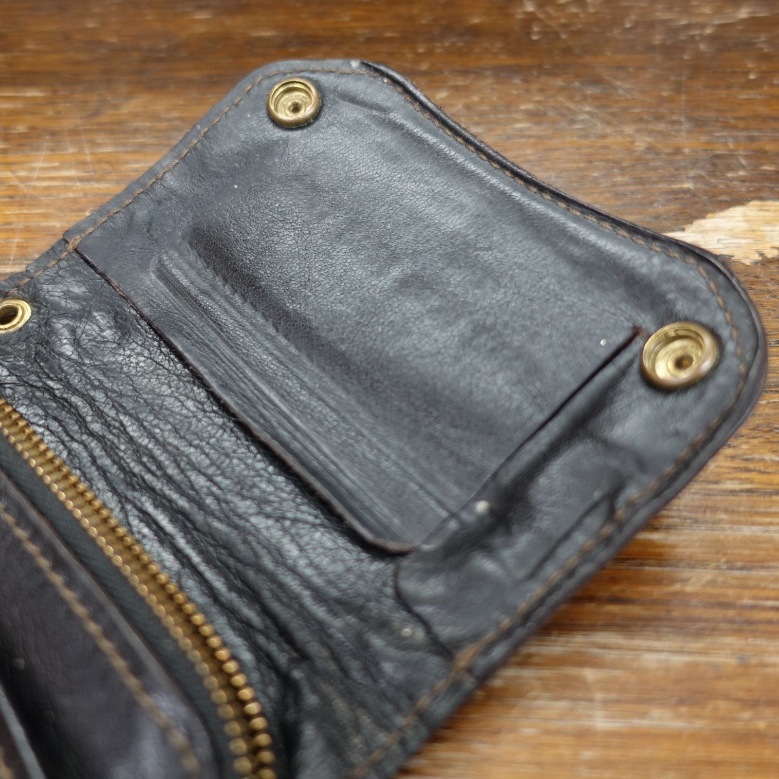 Groover Leather グルーバーレザー ショートトラッカー コンパクト