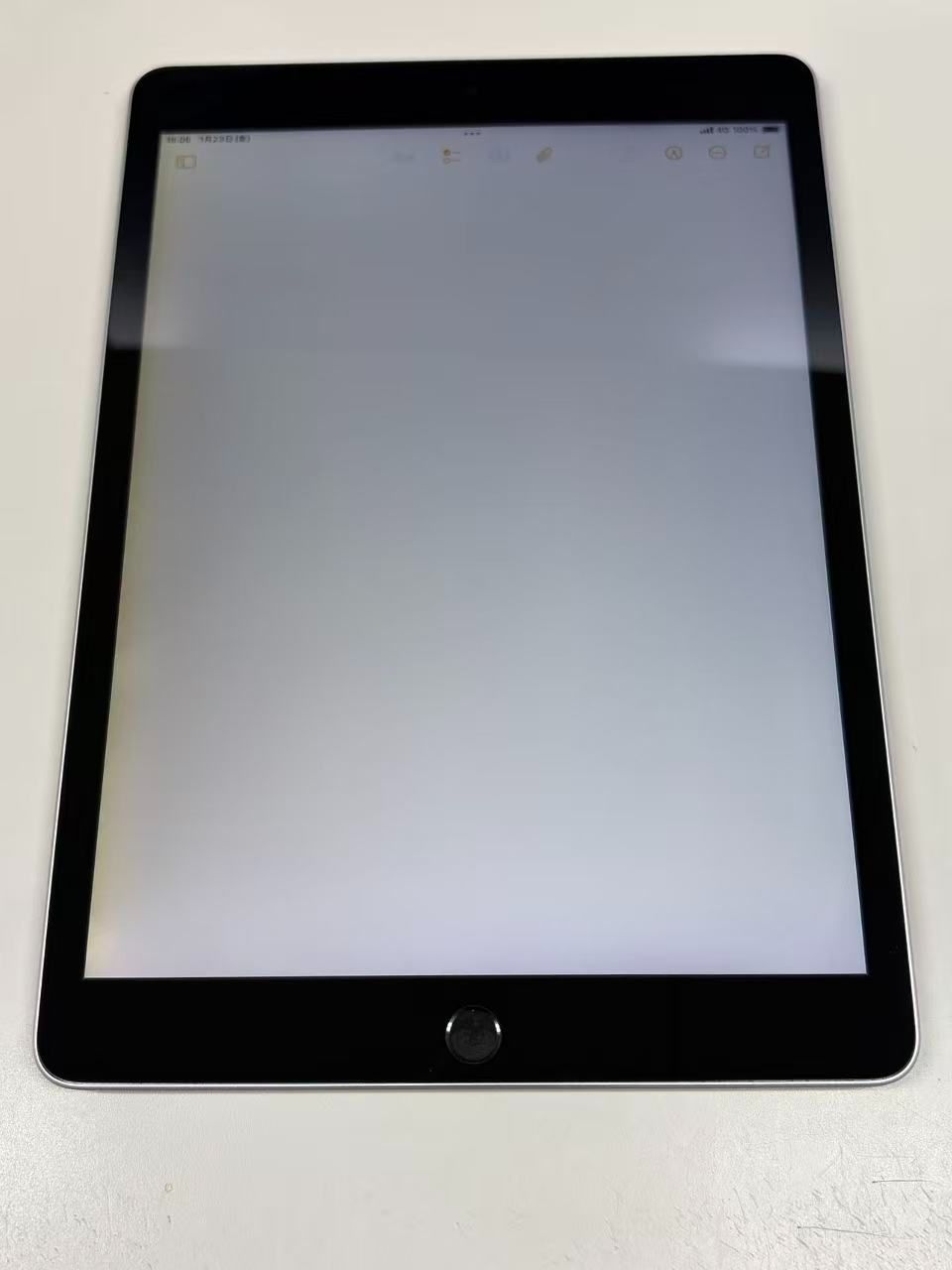 美品 電池84% SIMフリーiPad (第9世代) 64GB シルバー - メルカリ