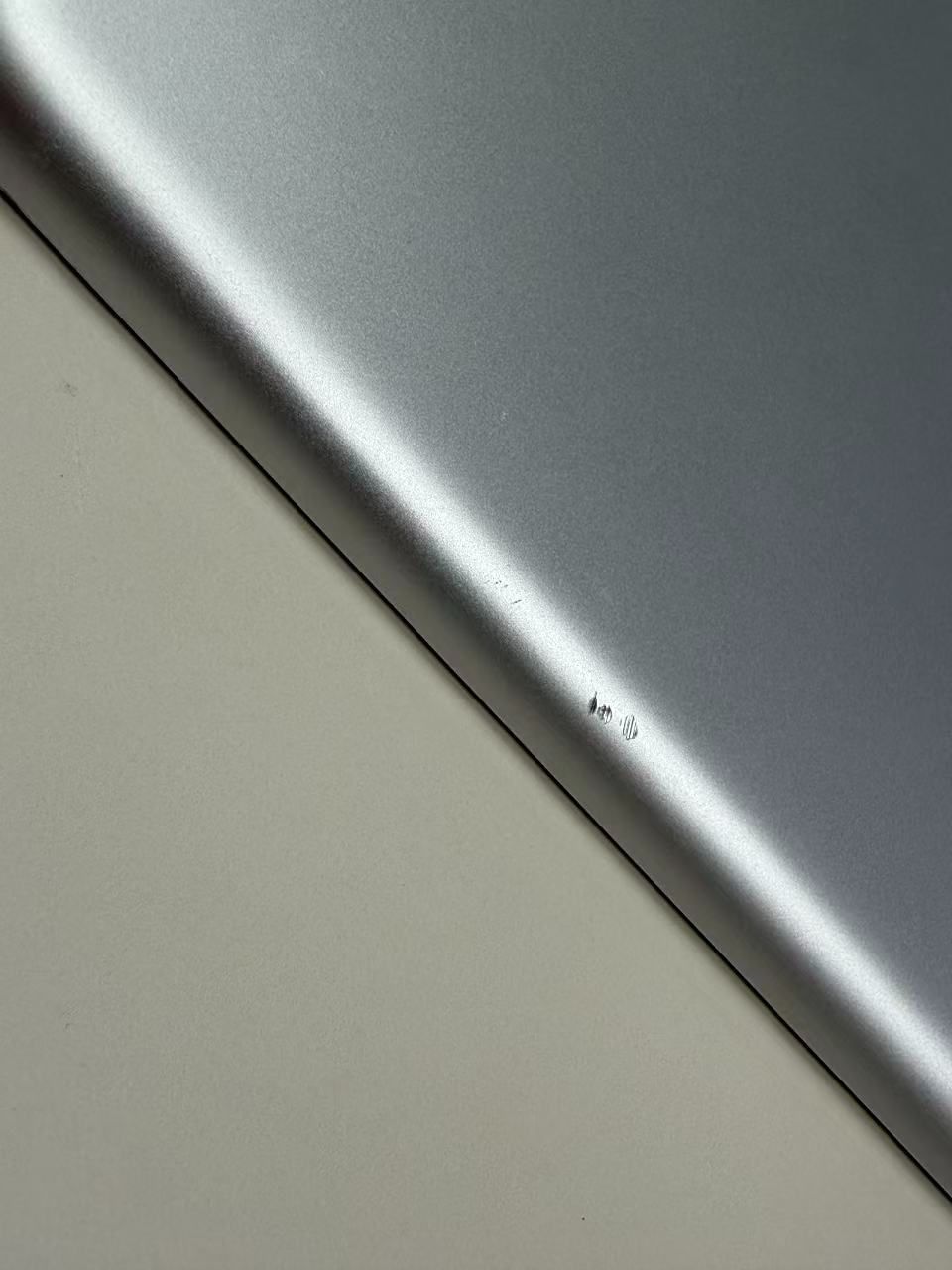 美品 電池84% SIMフリーiPad (第9世代) 64GB シルバー - メルカリ