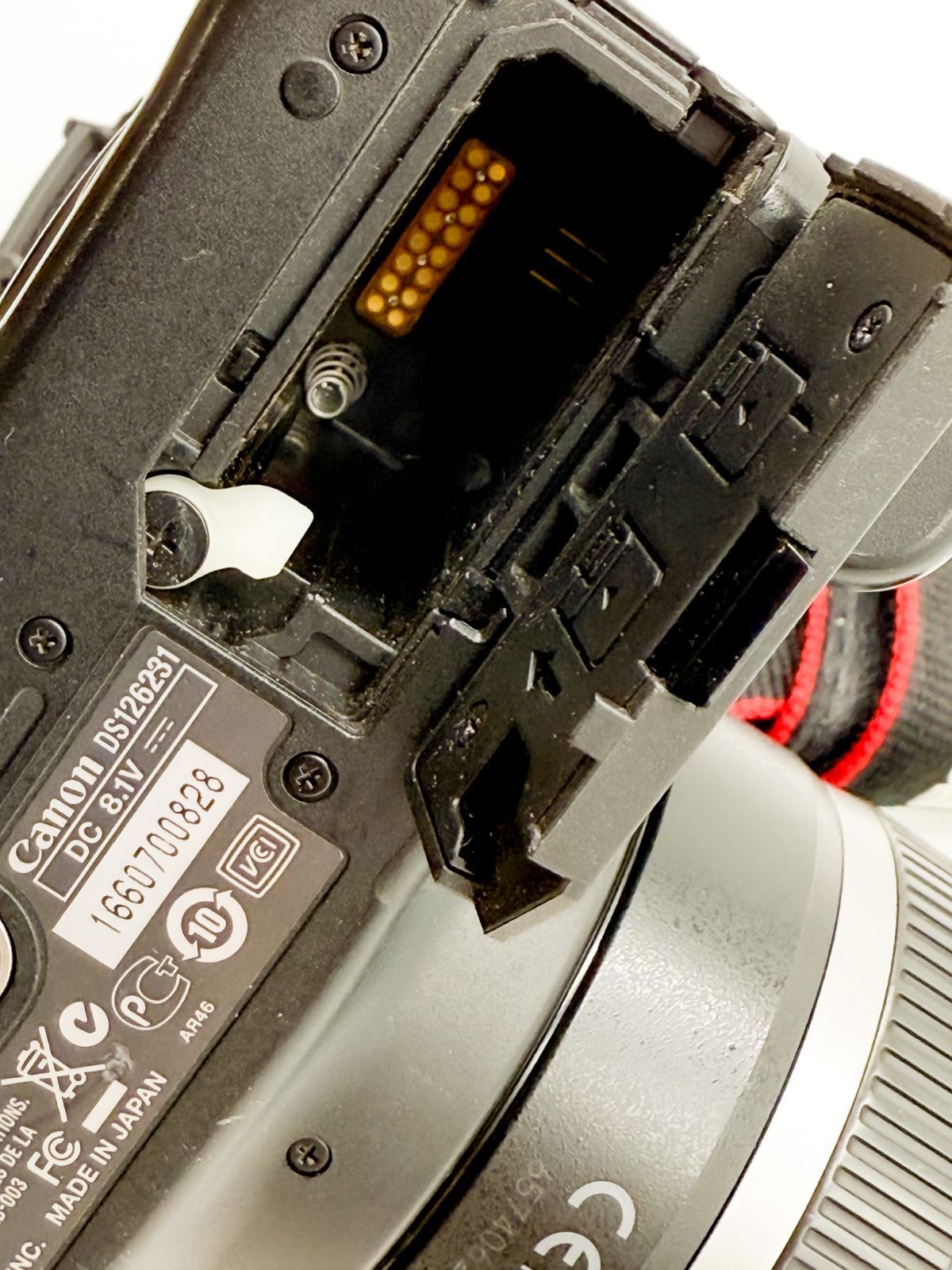 Canon EOS Kiss X3 デジタル一眼レフカメラ 動作未確認 Canon EOS Kiss