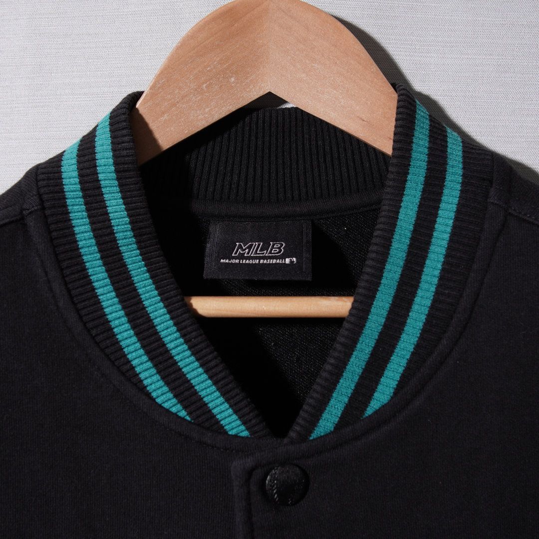 MLB　クリーブランド　インディアンス　　スタジャン MLB インディアンズ スタジャン L ブラック ターコイズブルー ロゴ刺繍