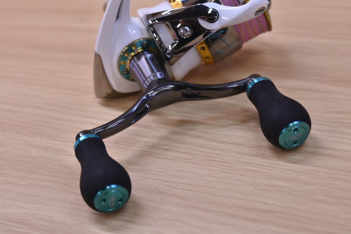 2506 スピニングリール