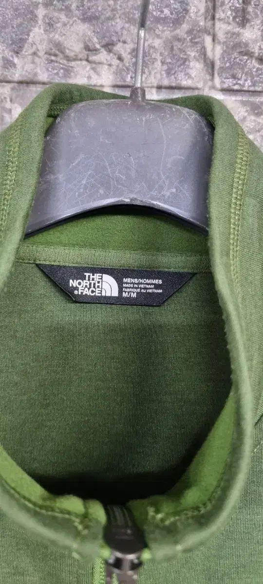 THE NORTH FACE ザノースフェイス カーキ ジップアップジャケット100