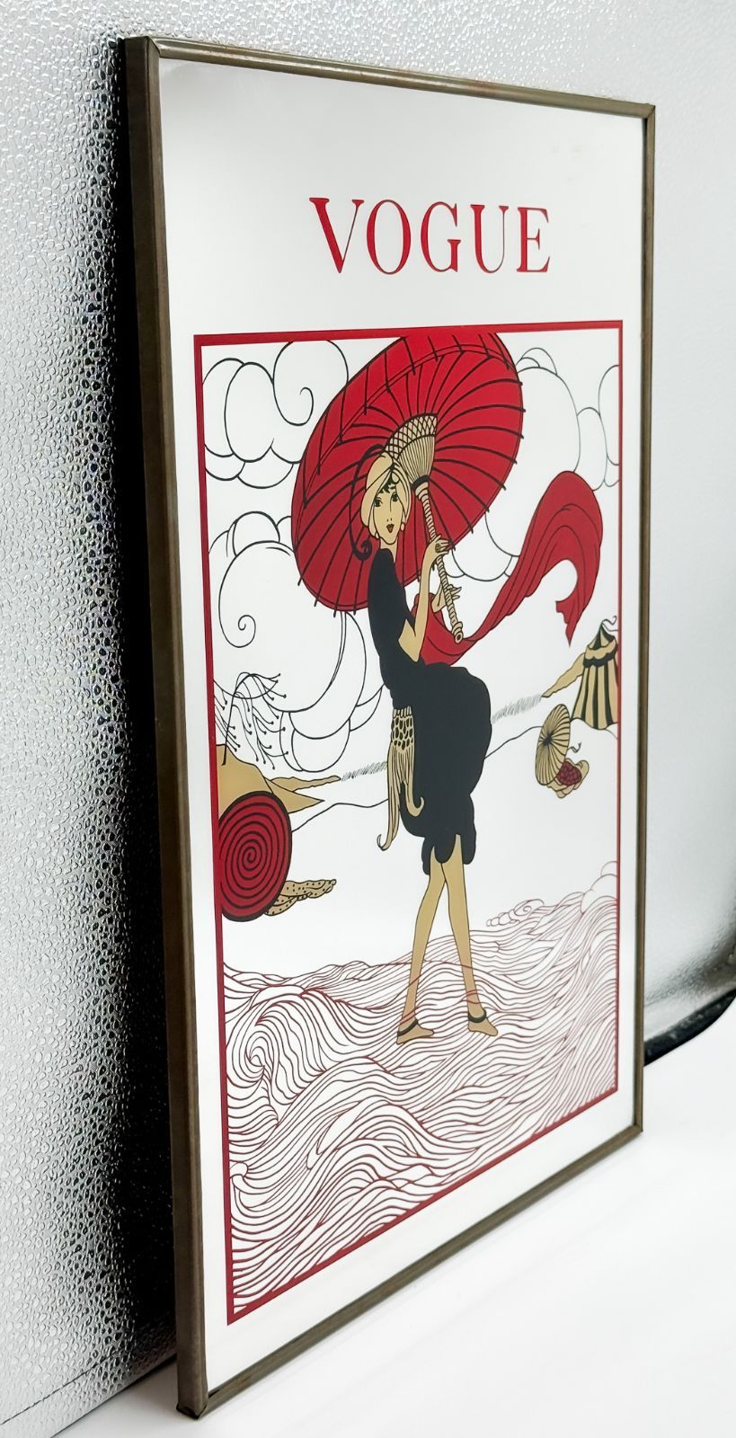 ヴォーグイラスト額装ミラー 壁掛けインテリア 30×45cm - メルカリ