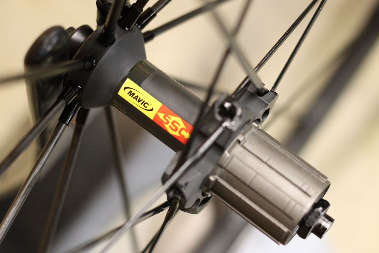 マヴィック MAVIC キシリウム エグザリット KSYRIUM SLR EXALITH