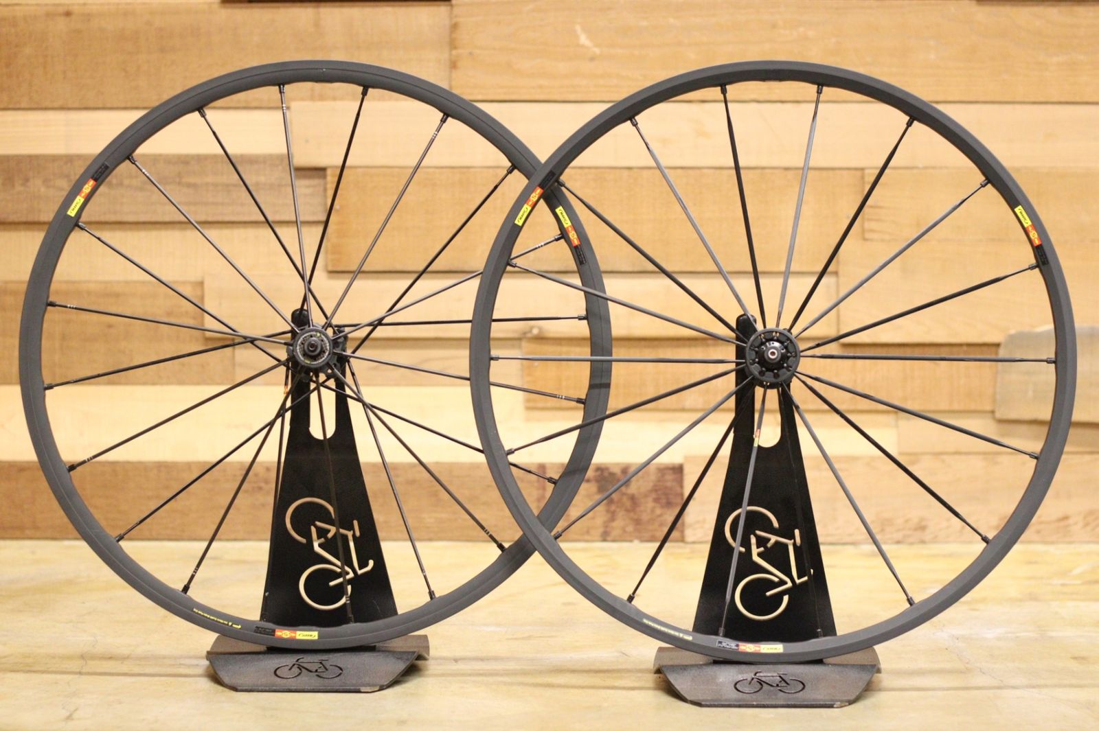 マヴィック MAVIC キシリウム エグザリット KSYRIUM SLR EXALITH