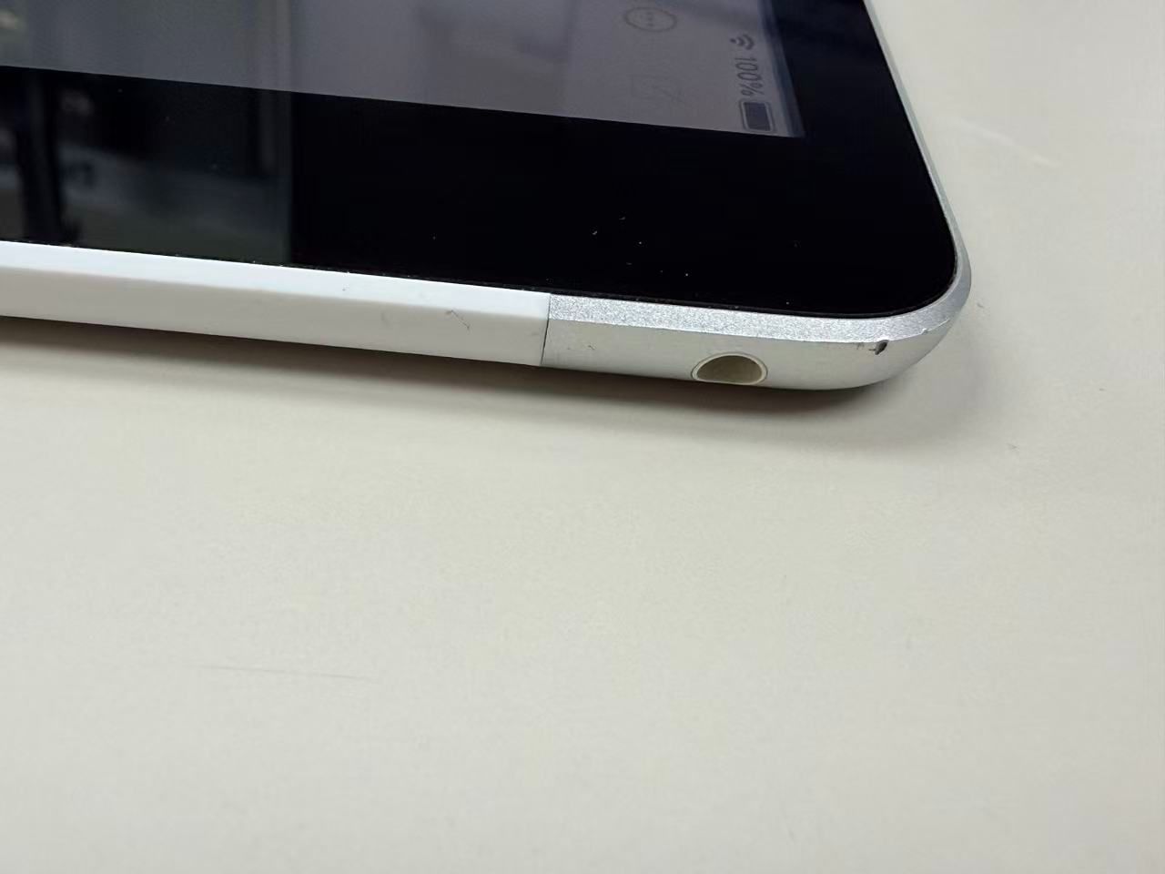 美品 電池82% SIMフリーiPad (第9世代) 64GB シルバー - メルカリ