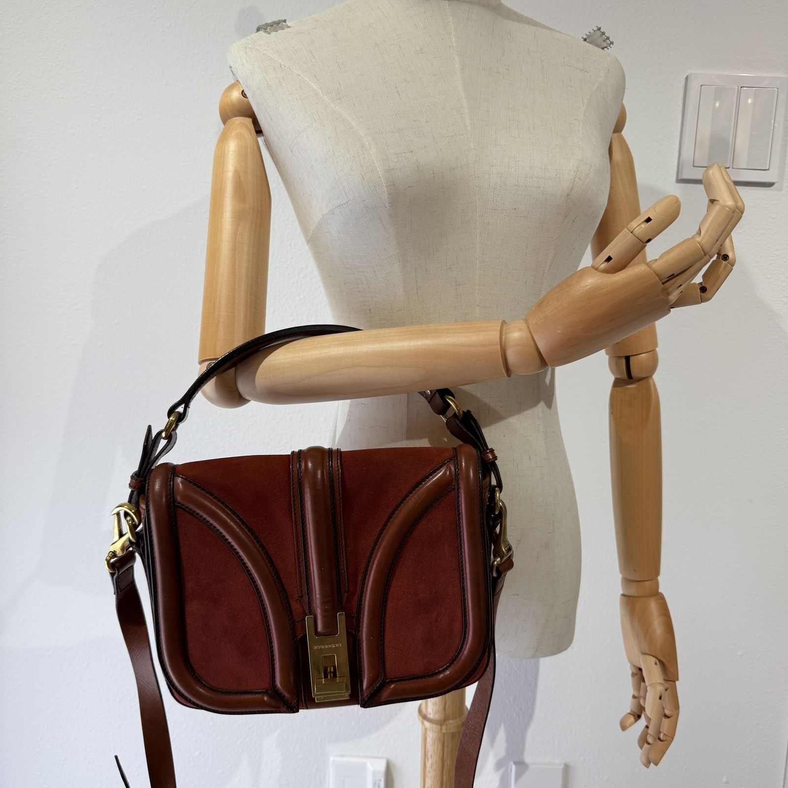 BURBERRY(バーバリー) スエード×レザー ショルダーバッグ 1円 BURBERRY(バーバリー) スエード×レザー ショルダーバッグ 1円