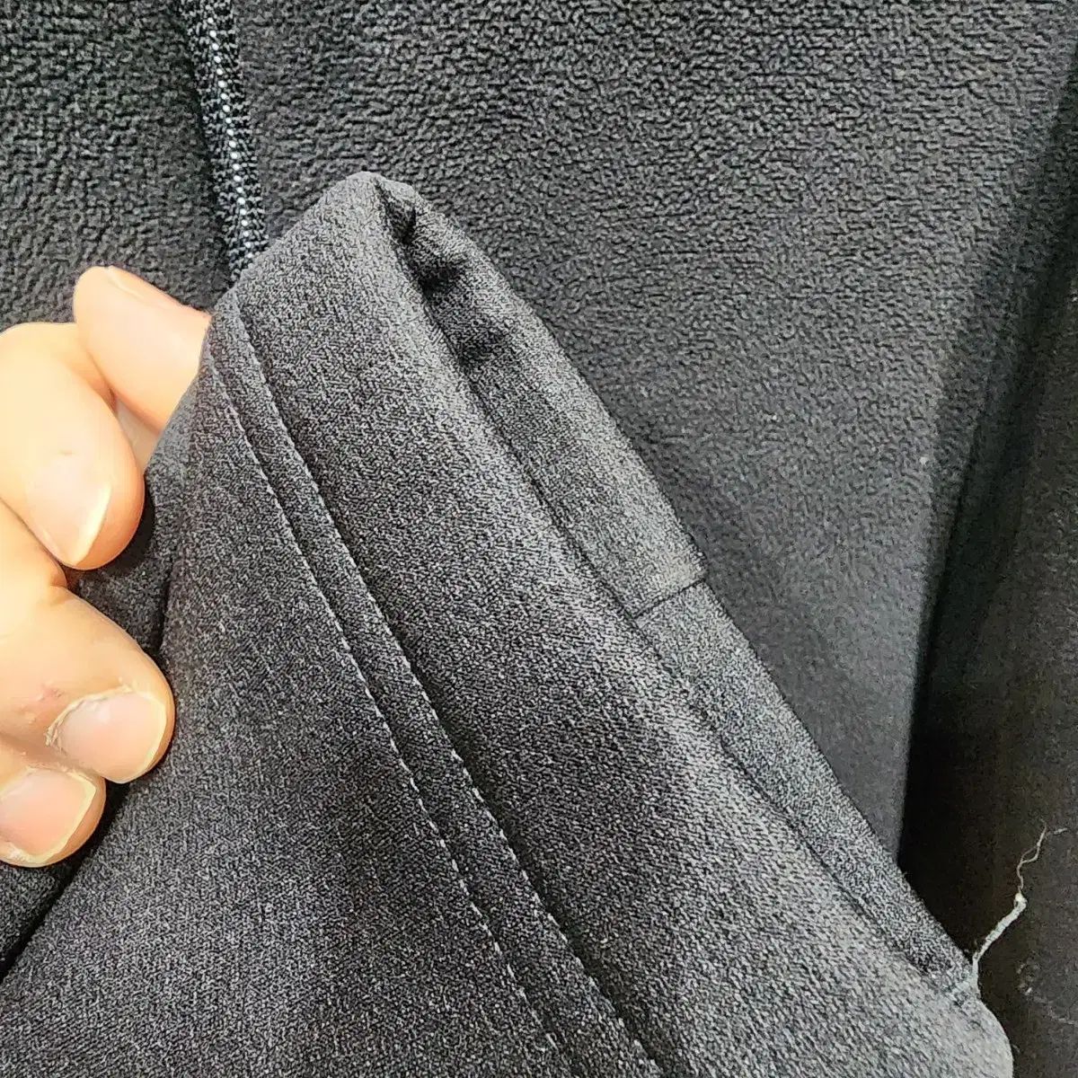 ウィンドブレーカー 起毛