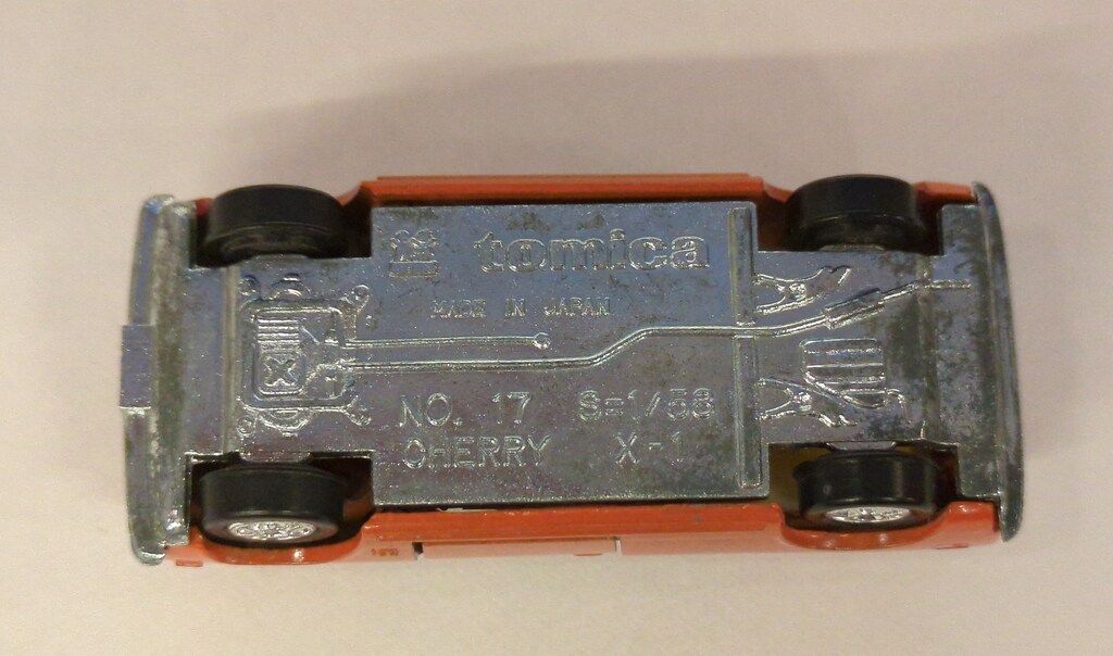 トミー トミカ黒箱日本製 ニッサン チェリー X1/オレンジ 1E 17-1-3