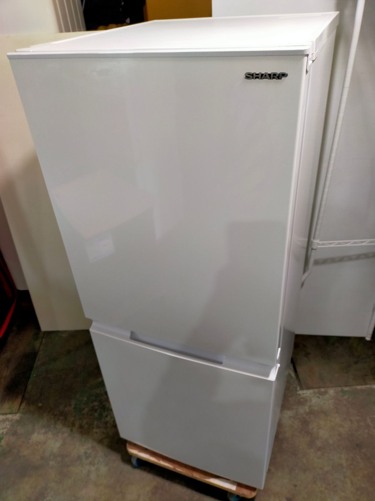 冷蔵庫 シャープ SJ-D15JJ-W 152L 2023年製 - メルカリ