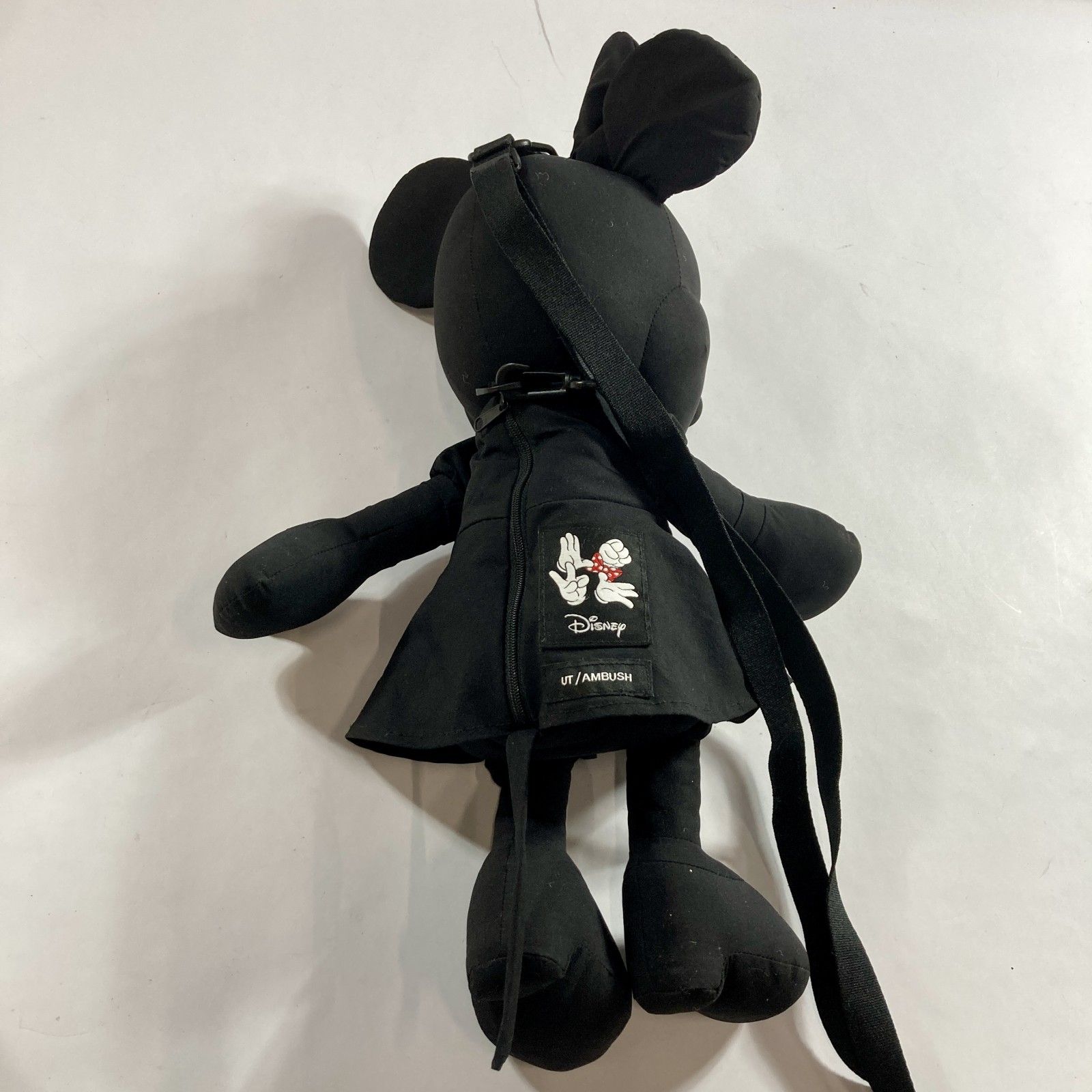☆ 希少 ユニクロUT AMBUSH コラボ ミニーマウス ショルダーバッグ