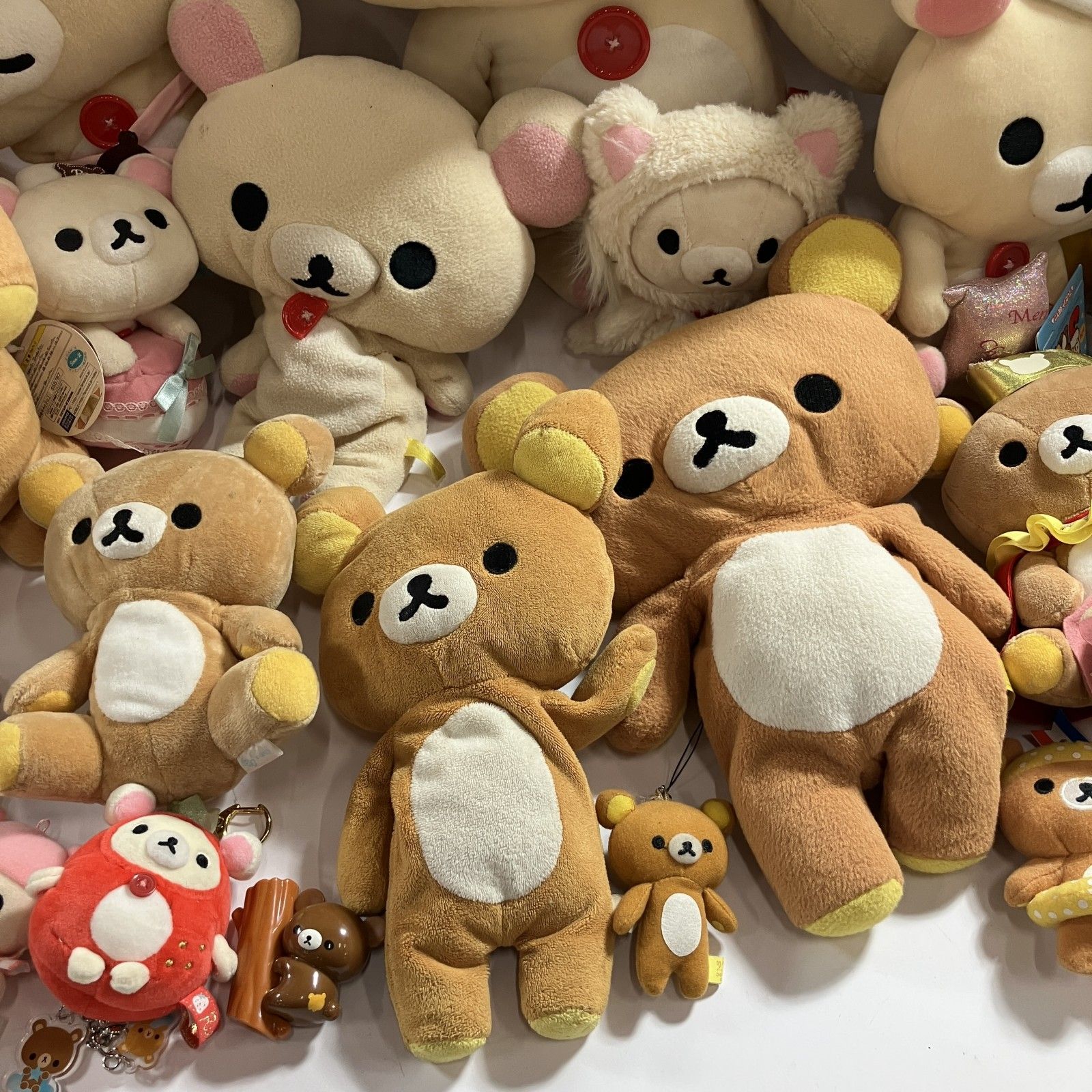 マスコット 食器など