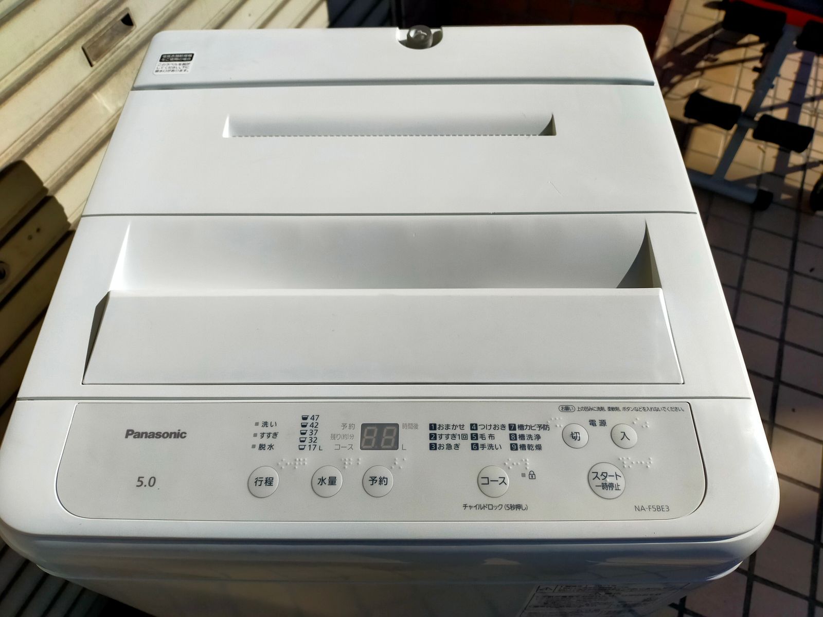 洗濯機 パナソニック NA-F5BE3 5.0kg 2023年製 - メルカリ