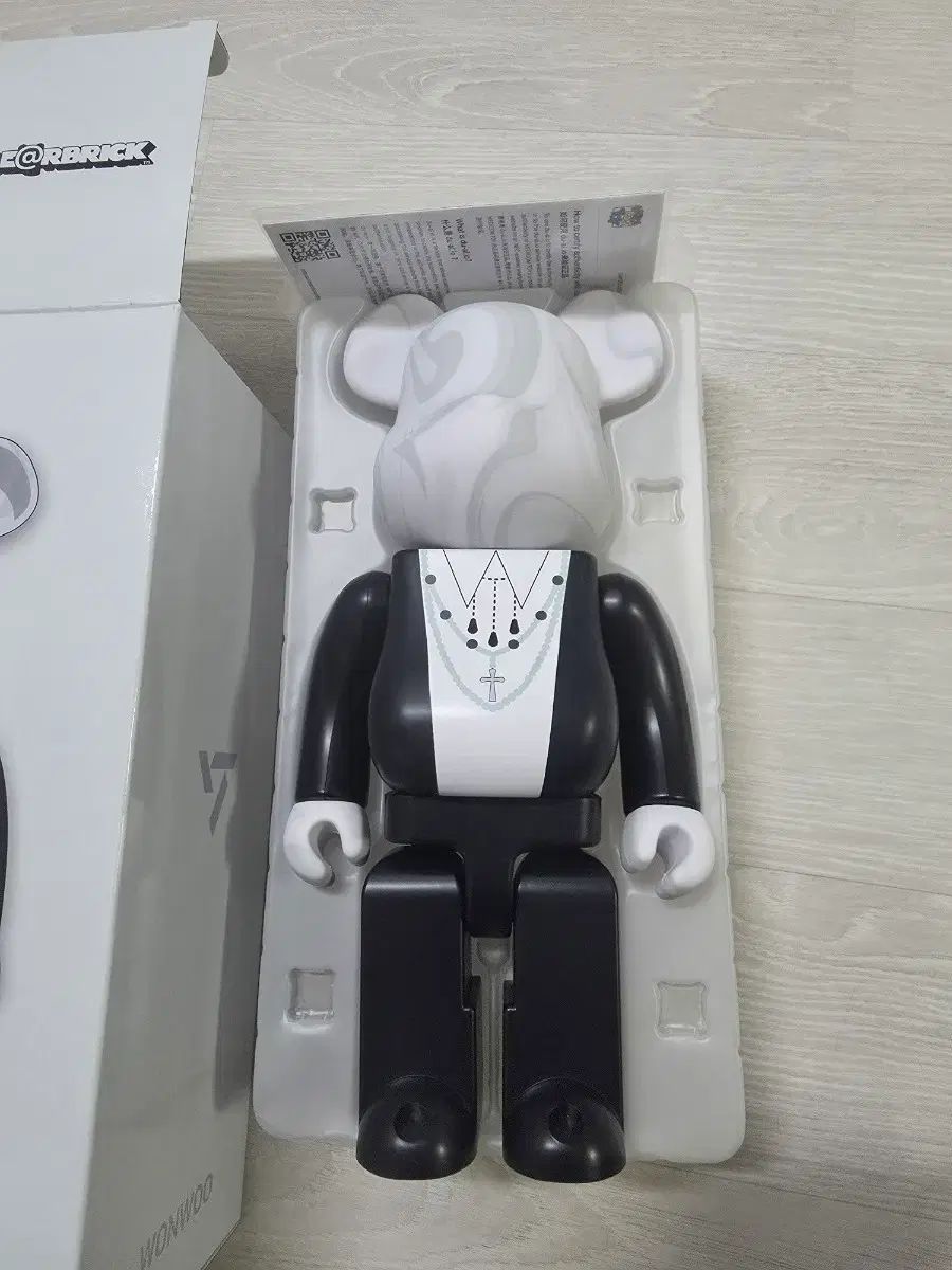 新品【ウォヌ】seventeen BE@RBRICK ベアブリック 400% SEVENTEEN ウォヌ BE@RBRICK(ベアブリック) 400% 出品 - メルカリ