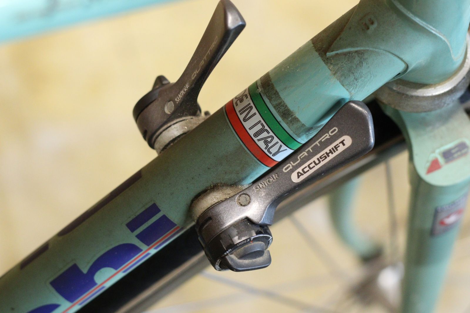 ビアンキ BIANCHI トロフェオ TROFEO モドロ クアトロ 7S クロモリ