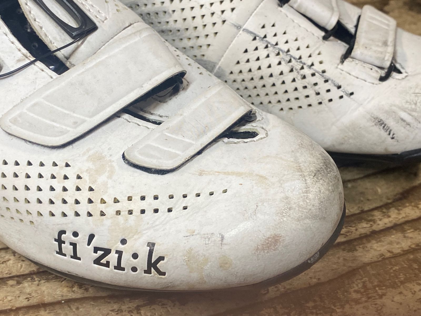 JT512 フィジーク fizik R4 Road shoe ビンディングシューズ 白 SPD-SL