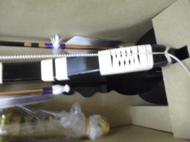  五月人形 雅宝作 二曲屏風 90 cm|黒塗飾台|弓太刀揃 黒武蔵 23号|メルトン 40号 端午の節句 こどもの日 その他 おもちゃ