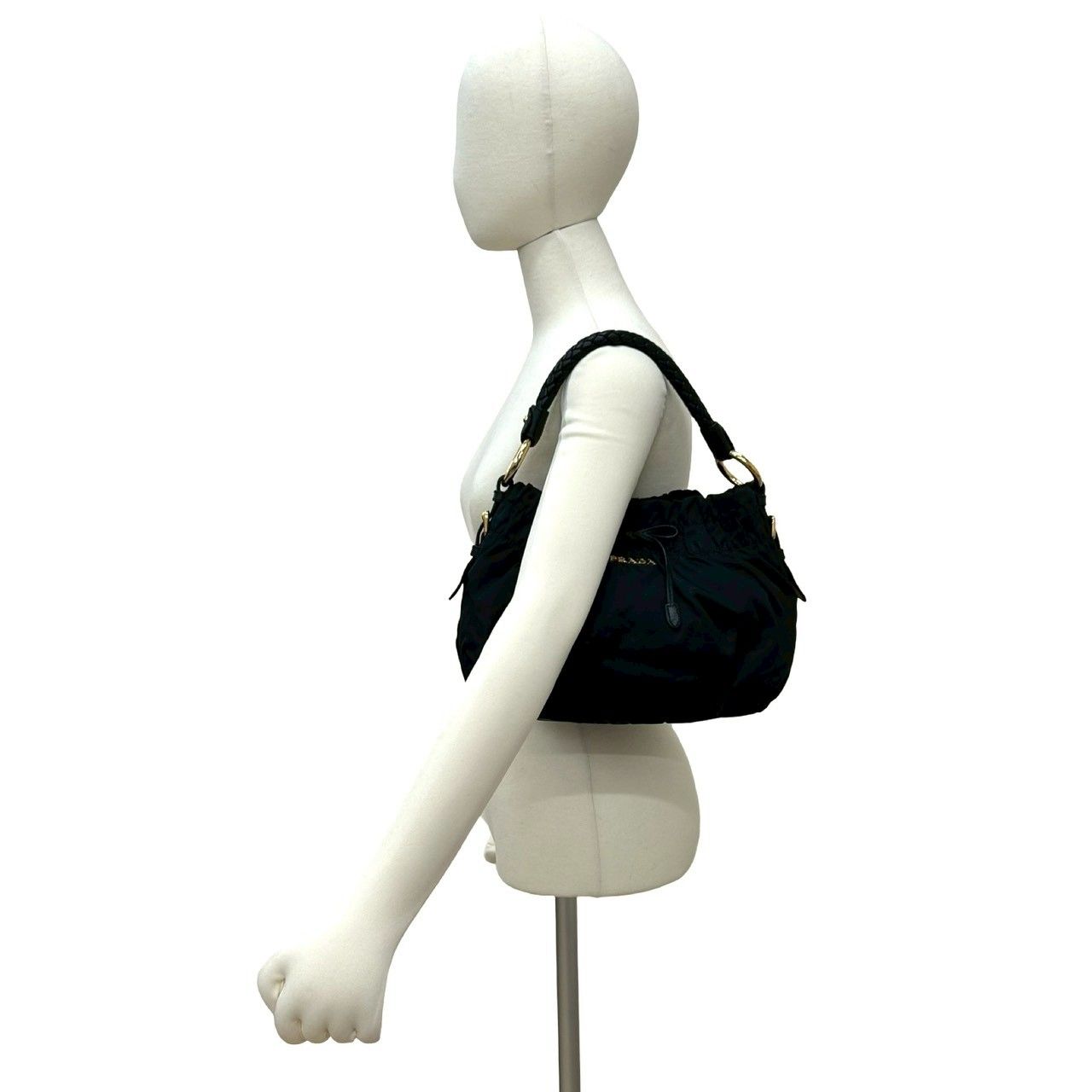 極 美品 PRADA プラダ ロゴ 金具 リボン モチーフ レザー 本革