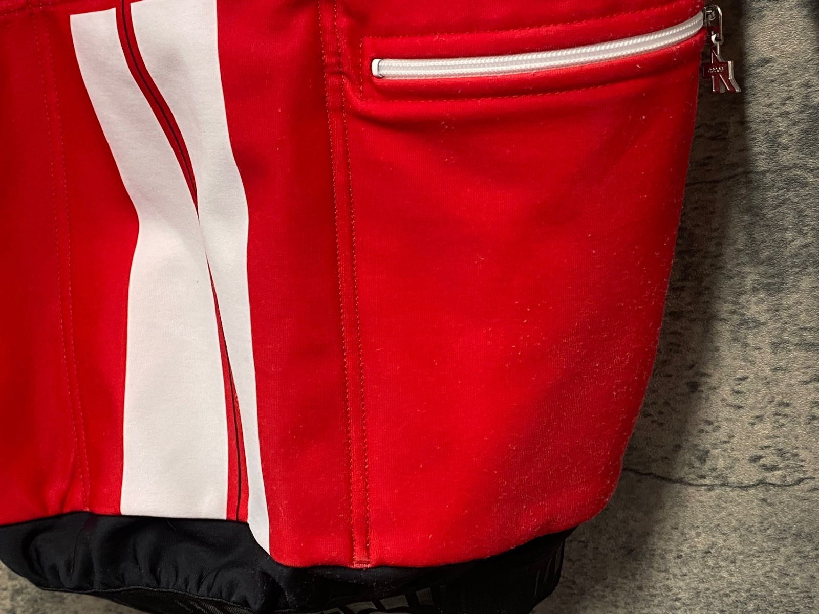 JV134 アソス ASSOS 長袖 サイクルジャージ 白 赤 サイズ不明 裏起毛