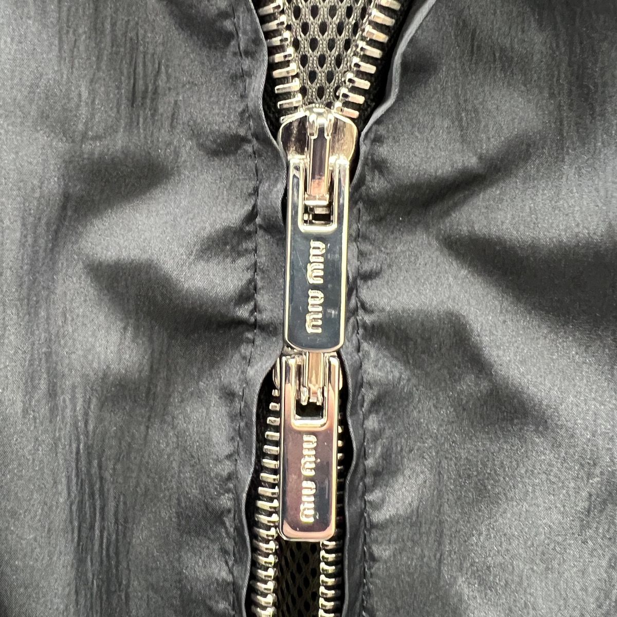 miumiu 現行品 極美品 ミュウミュウ テクニカルシルク ジップブルゾン