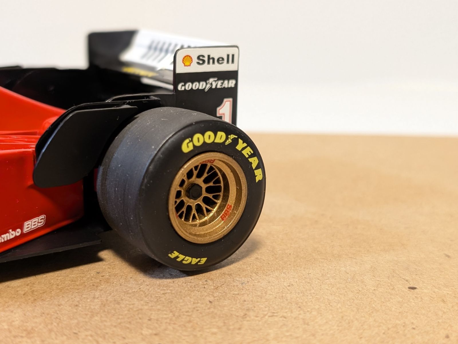 ミニチャンプス1/18フェラーリ412T2ミハエル・シューマッハ - メルカリ