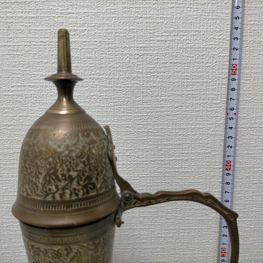 真鍮製 水注 ピッチャー 蓋付き インテリア オブジェ 260120-3A 真鍮製 水注 ピッチャー 蓋付き エングレービング アラベスク模様 工芸