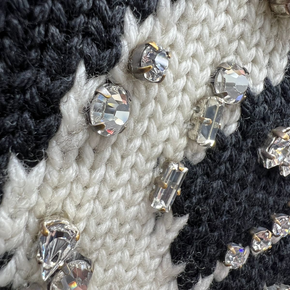 miumiu 希少 美品 ミュウミュウ 目覚まし時計モチーフ ビジュー ニット  