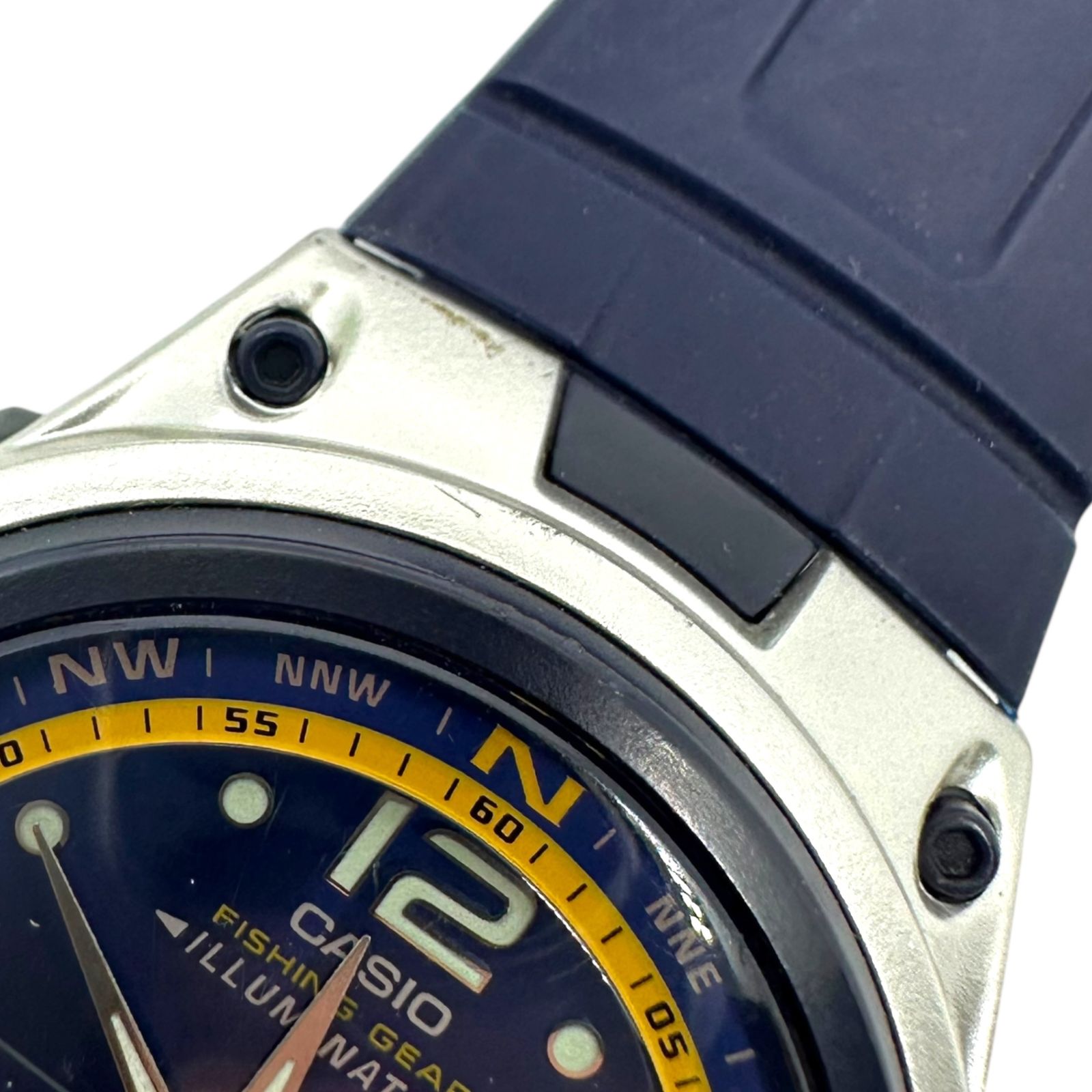 CASIO(カシオ) フィッシングギア アナデジ タイドグラフ 腕時計 AW-82