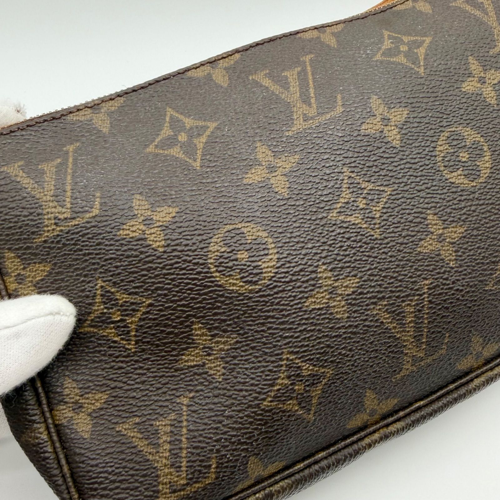 最終値下げ!】ルイ・ヴィトン ポシェット ポーチ モノグラム 最終値下げ!】ルイ・ヴィトン ポシェット ポーチ モノグラム