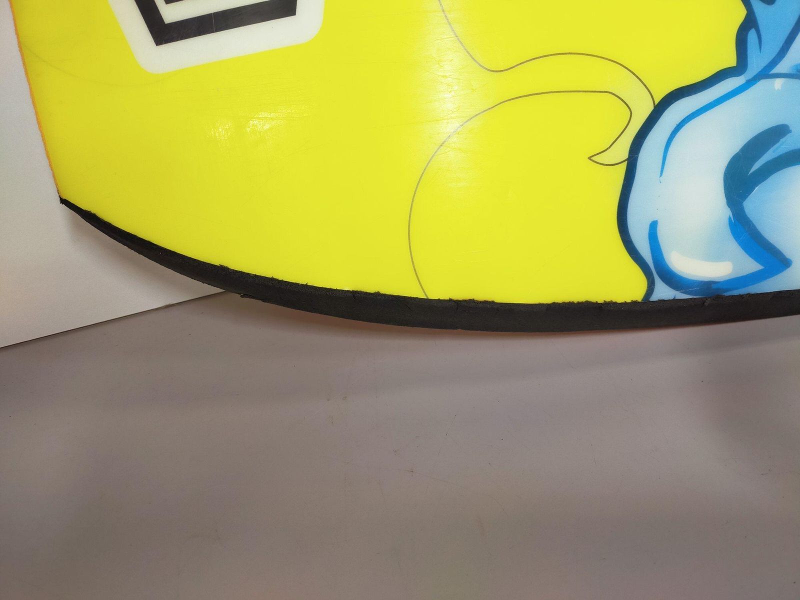 ★美品★モーレー ボディボード マッハ11 約107×54cm ドラゴン ☆美品☆モーレー ボディボード マッハ11 約107×54cm ドラゴン ☆美品
