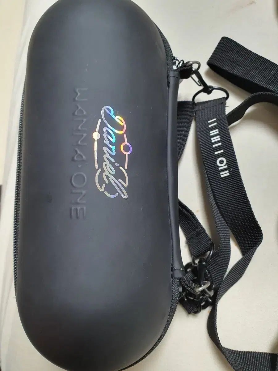 チ*ョ様 WannaOne ワナワン 公式 ペンライト ペンラ ペンライトポーチ Wanna One（ワナワン）公式 ペンライト ポーチ - メルカリ