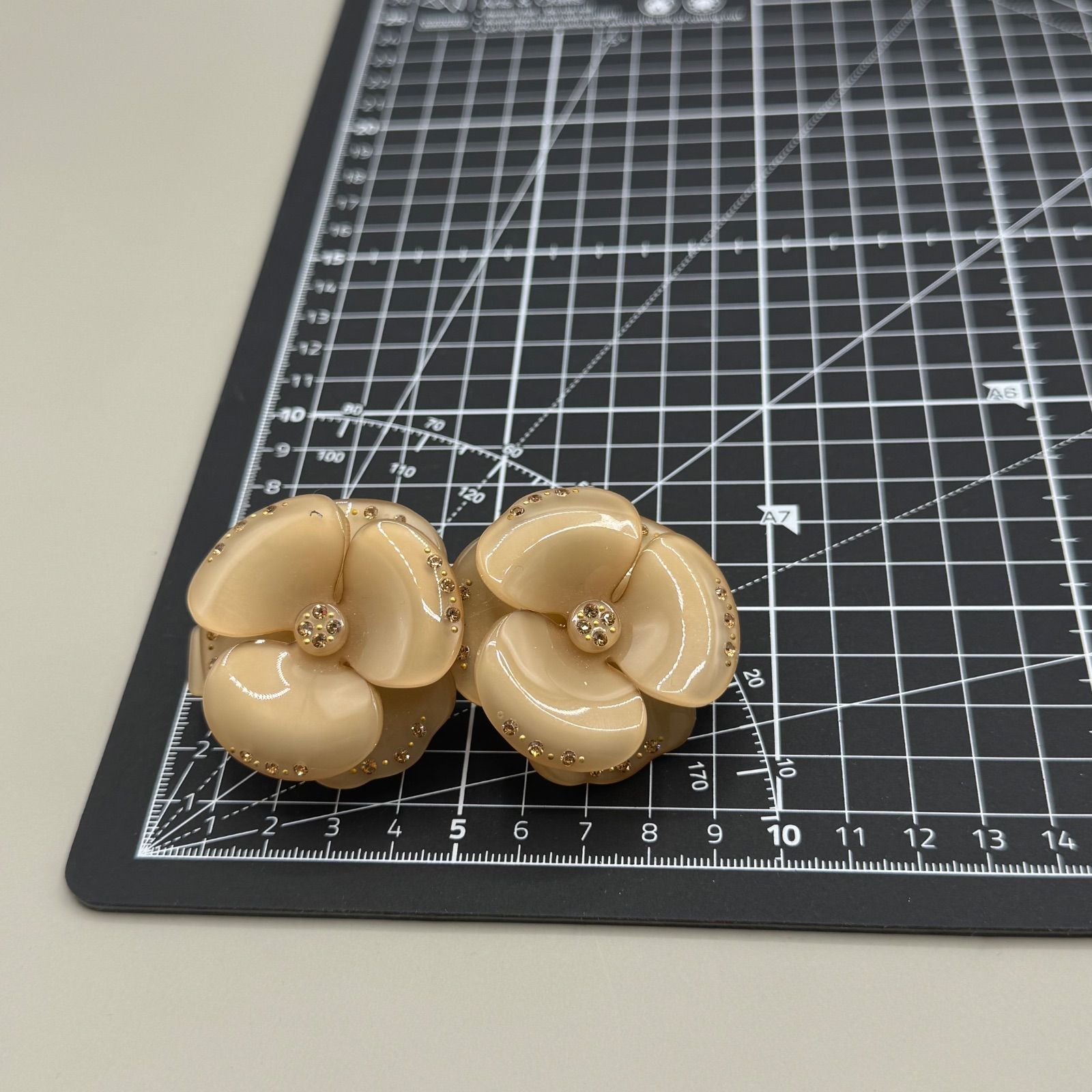 極美品 ALEXANDRE DE PARIS アレクサンドルドゥパリ カメリア 双子