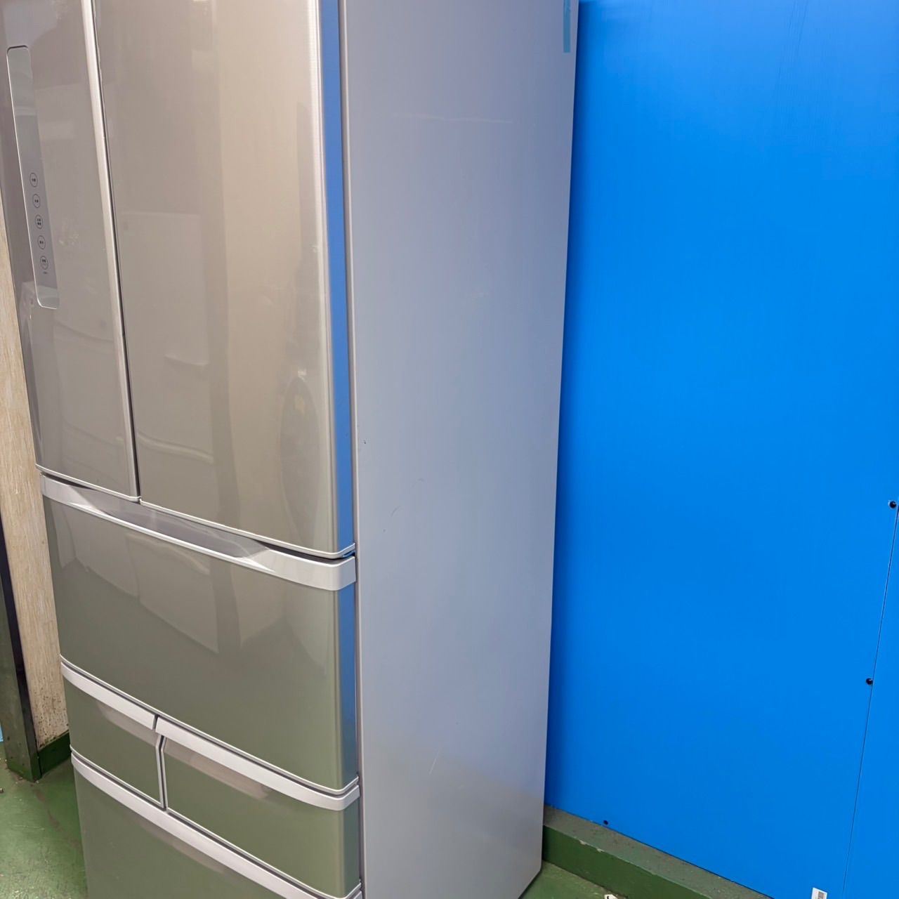 634 ファミリー向け 大型冷蔵庫 6ドア 観音開き フレンチドア 500L強