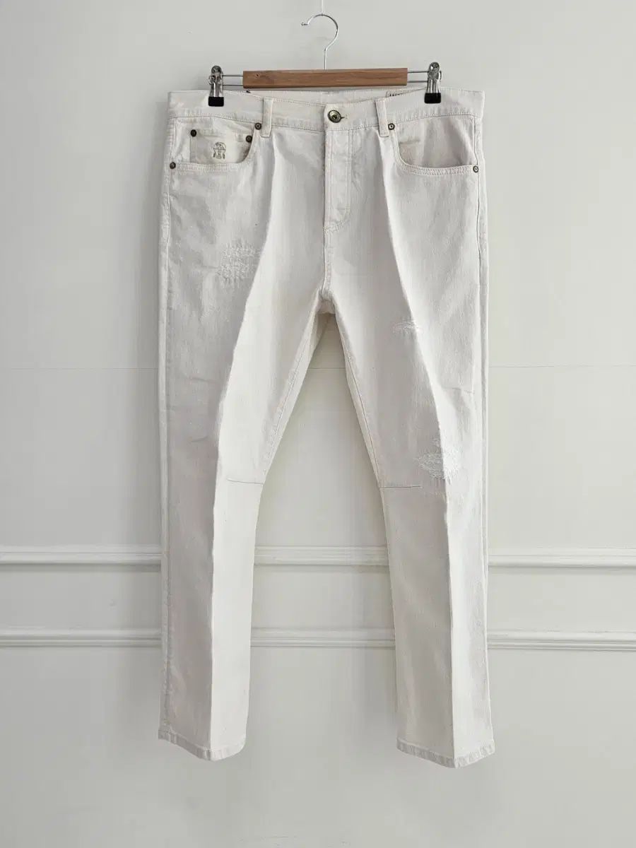 BRUNELLO CUCINELLI (ブルネロクチネリ) オフホワイト ディス デニム