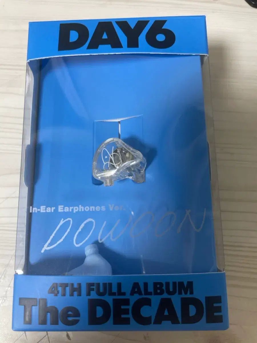 未開封トレカ付きDAY6 The DECADE イヤホン ヨンケイ jp.ktown4u.com