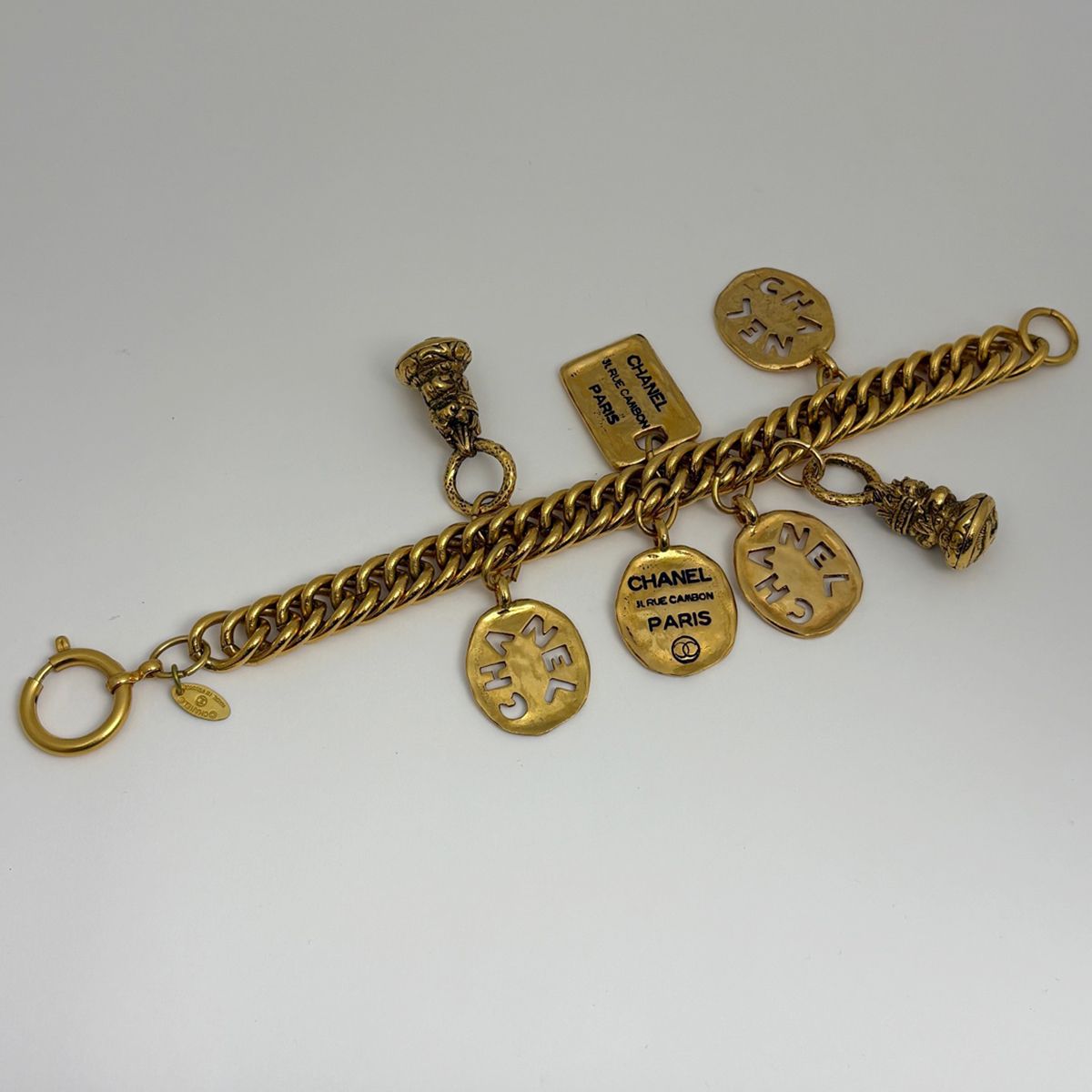 シャネル CHANEL ロゴ チャーム ブレスレット 腕輪 チェーン ココ