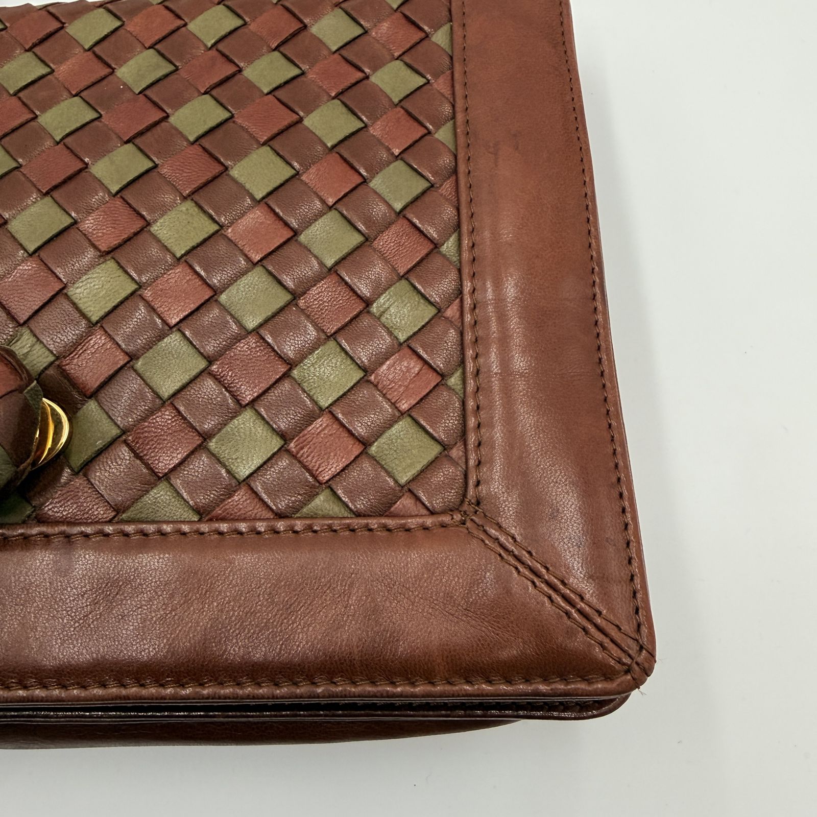 BOTTEGA VENETA（ボッテガヴェネタ）イントレチャート ハンドバッグ