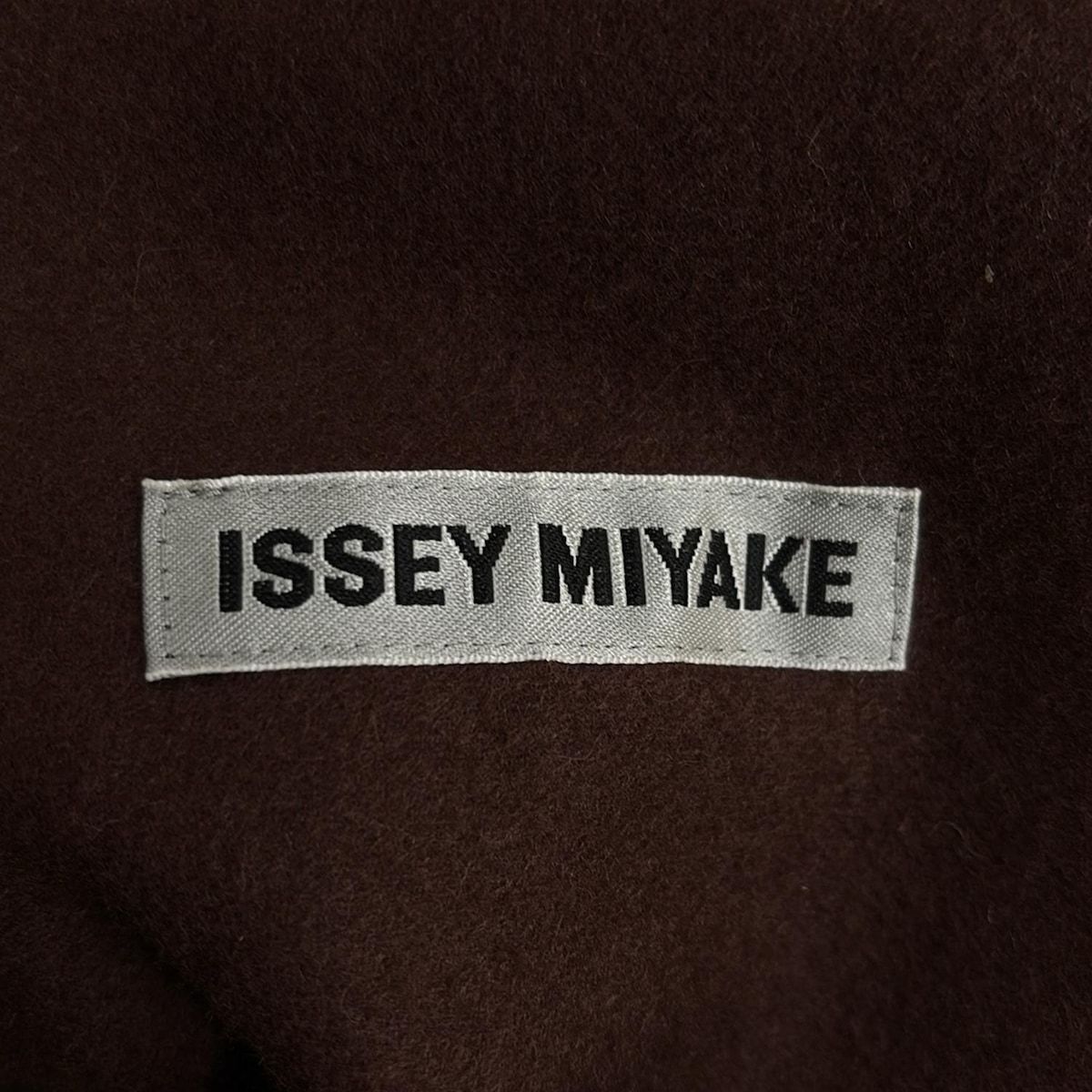 ISSEYMIYAKE(イッセイミヤケ) パンツ サイズ2 M レディース - ダーク