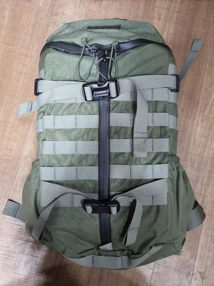 ミステリーランチ 2 Day アサルト バックパック S M カーキ