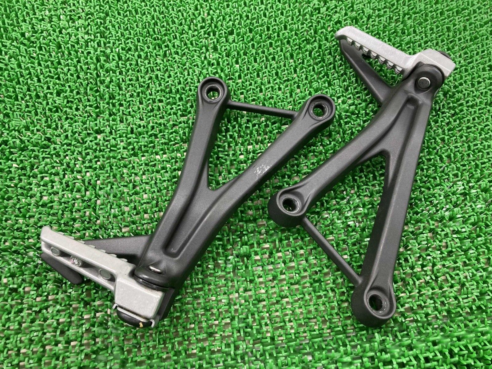 ZX-25R タンデムステップ 左右 SKT カワサキ 純正 バイク 部品 ZX250E