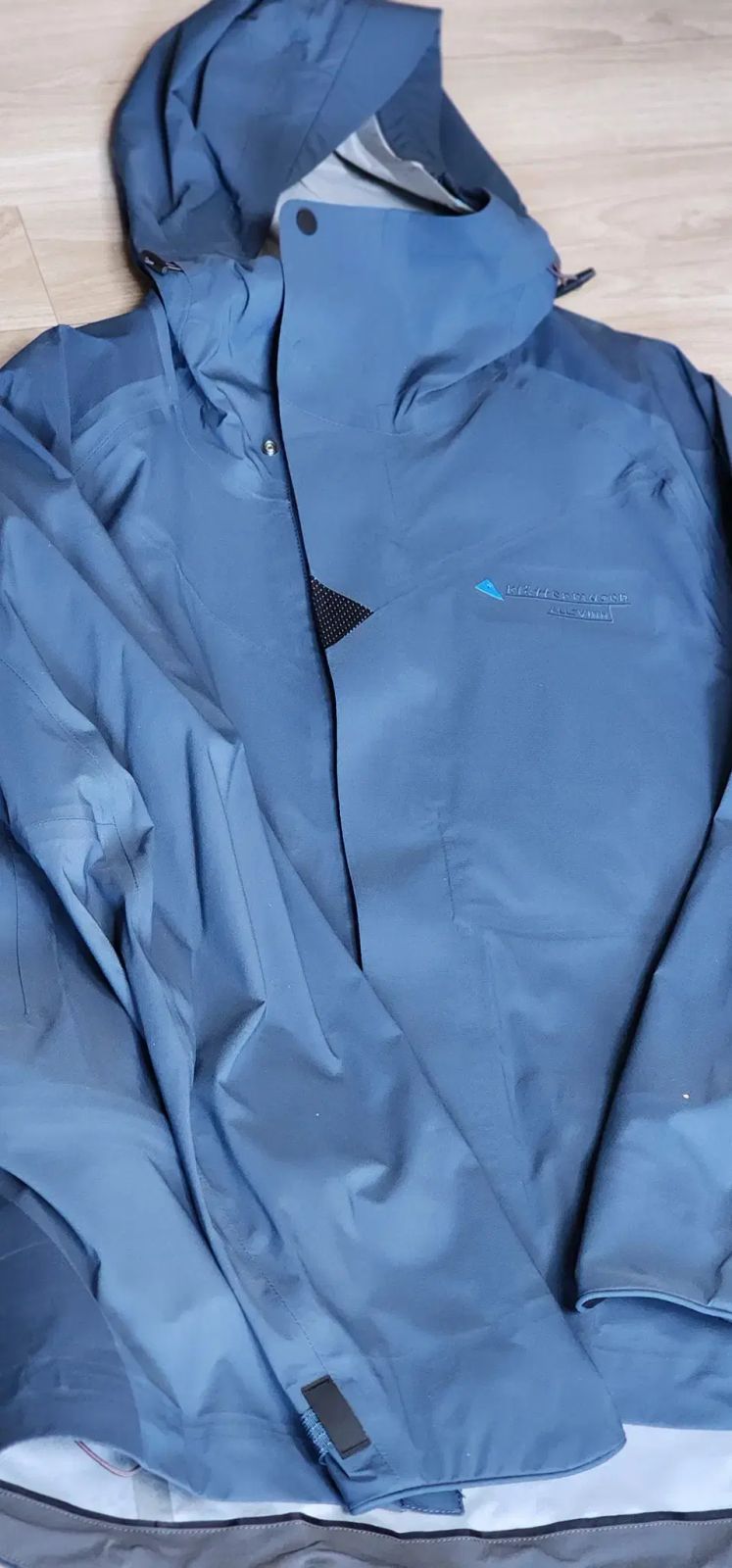 クレッタルムーセン メンズ 防水ジャケット アルファベットステッカー サイズM