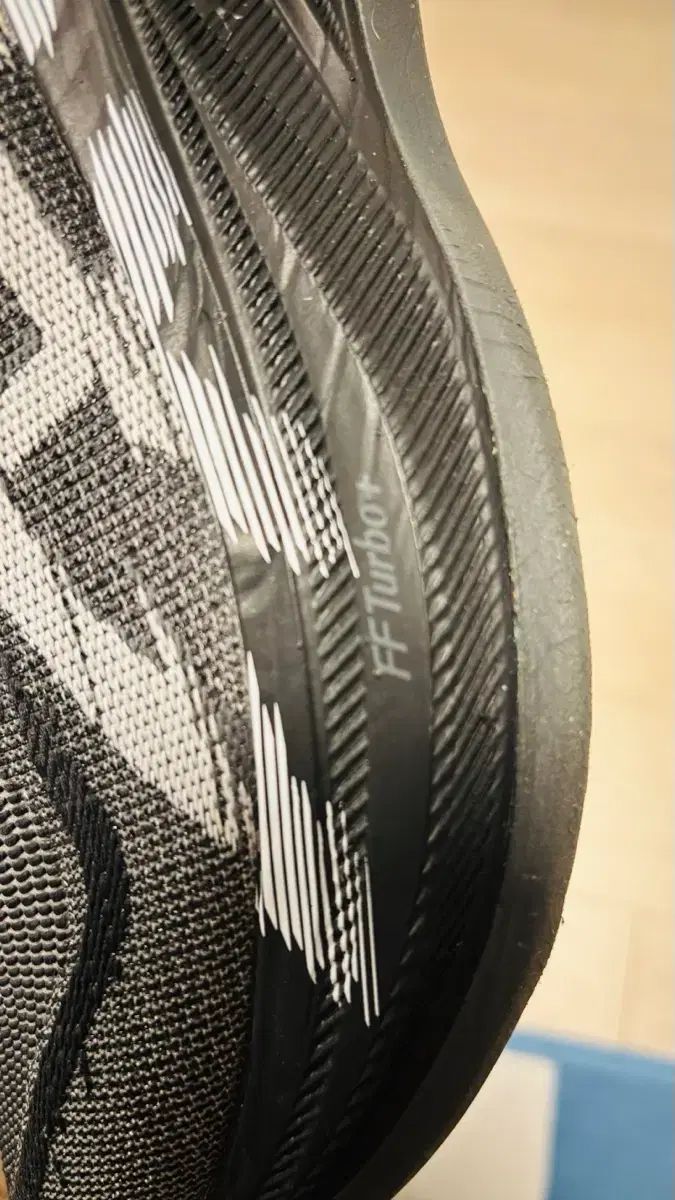 アシックス シュー블2