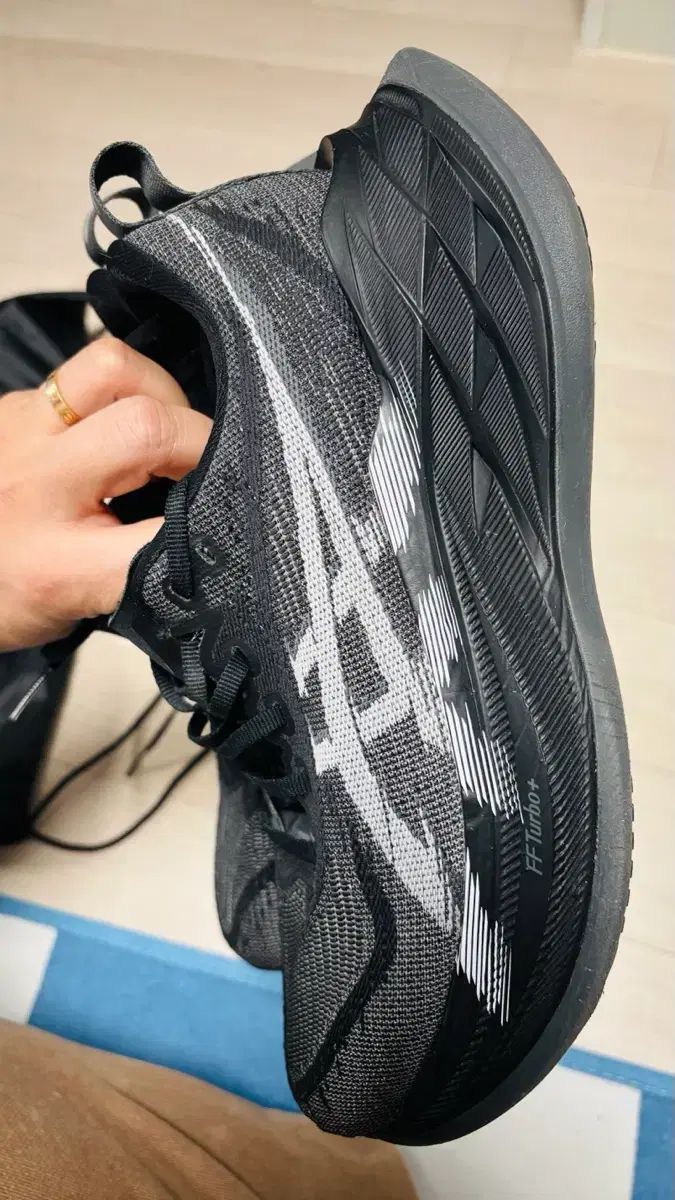 250 ランニングシューズ